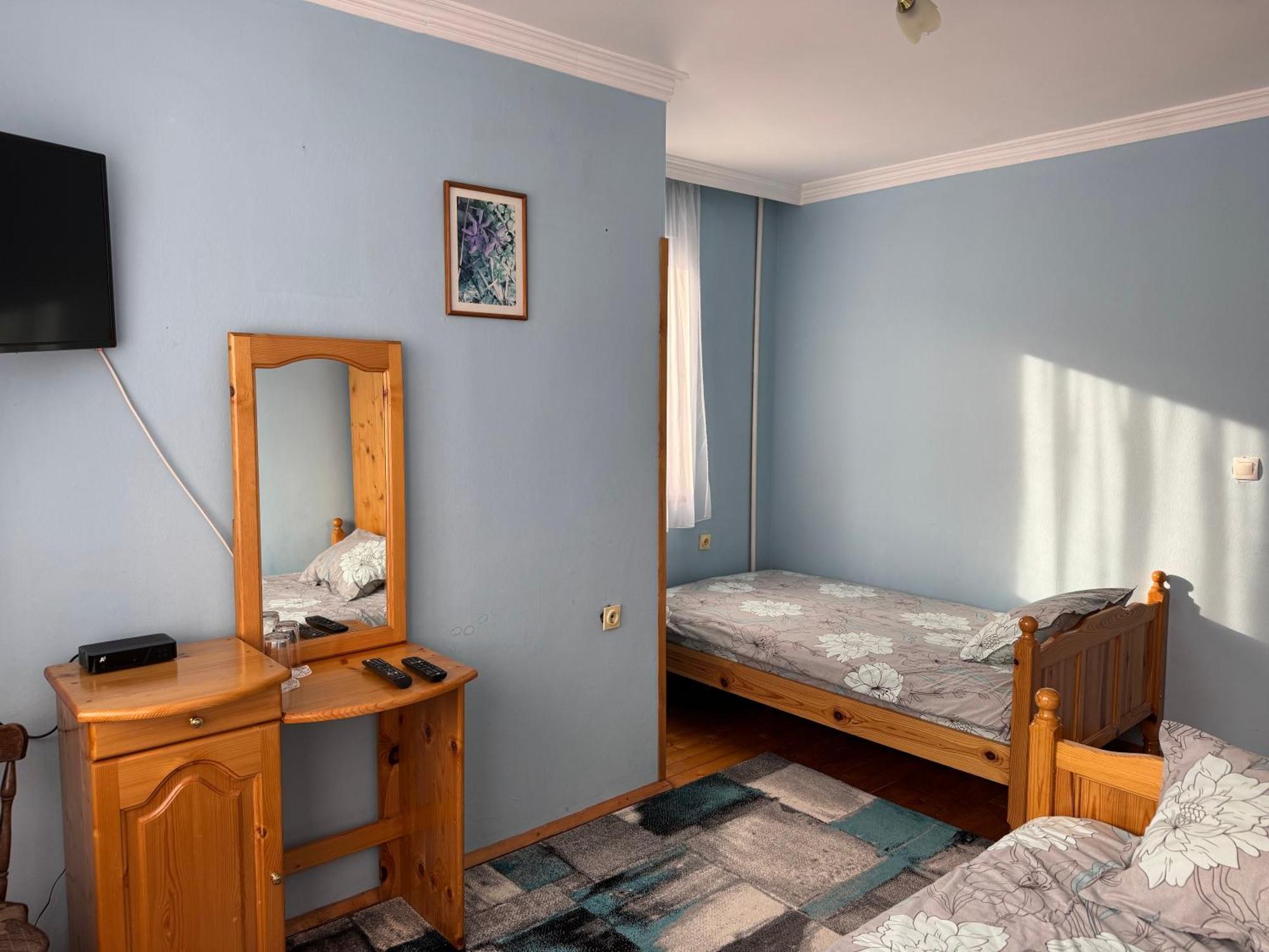 Mama Emiliya Guest House Бели-Искыр Экстерьер фото